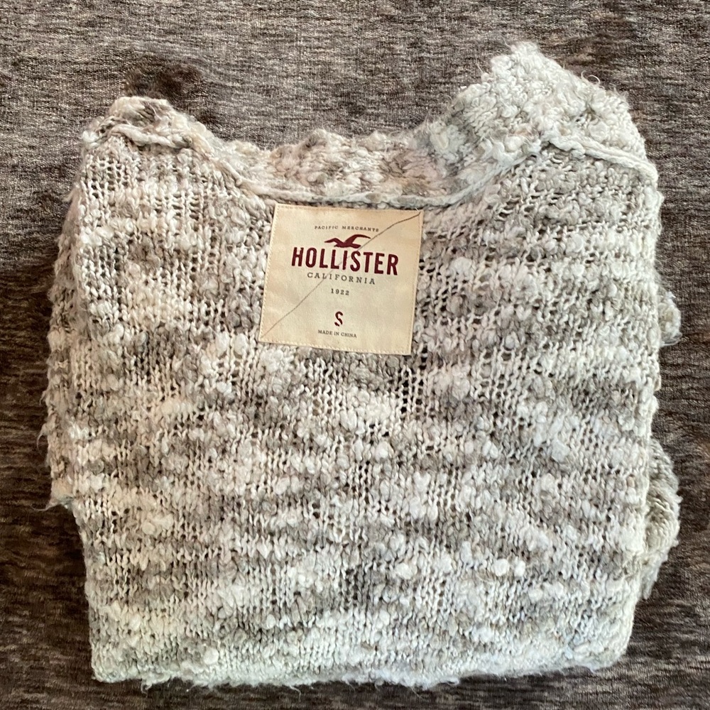 Knit sweater